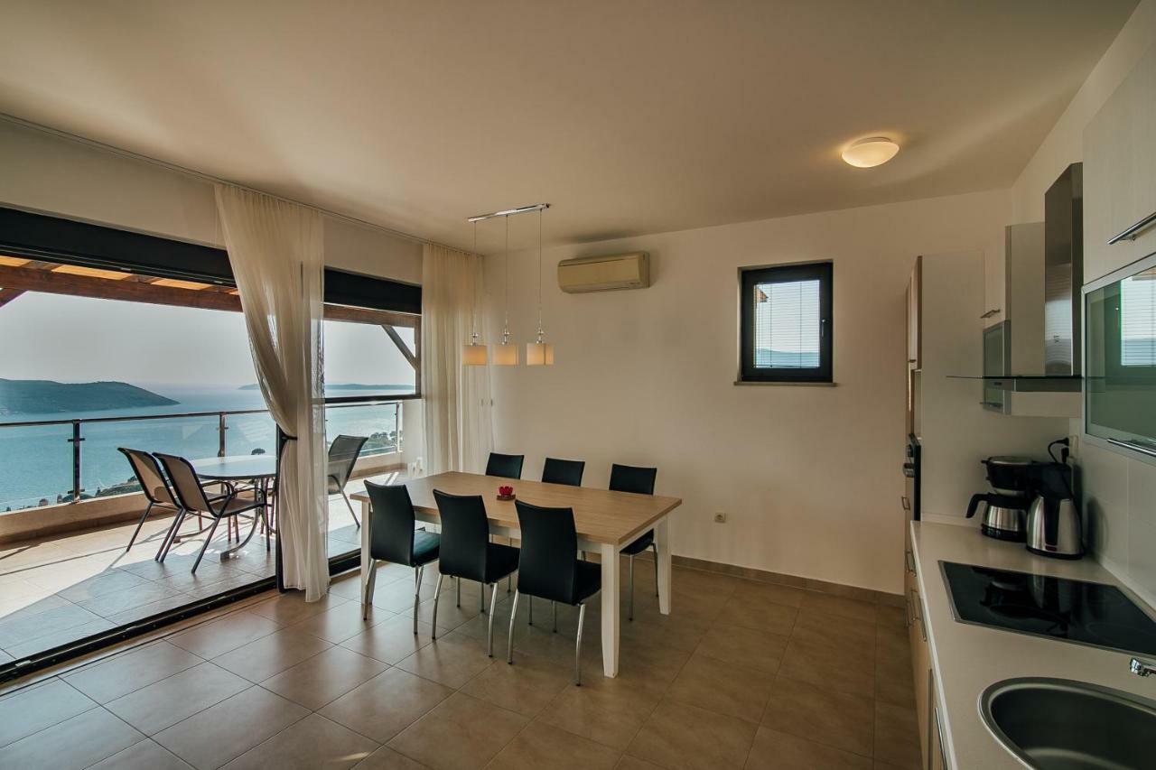 Vista Residence แฮร์เซ็ก-โนวี ภายนอก รูปภาพ