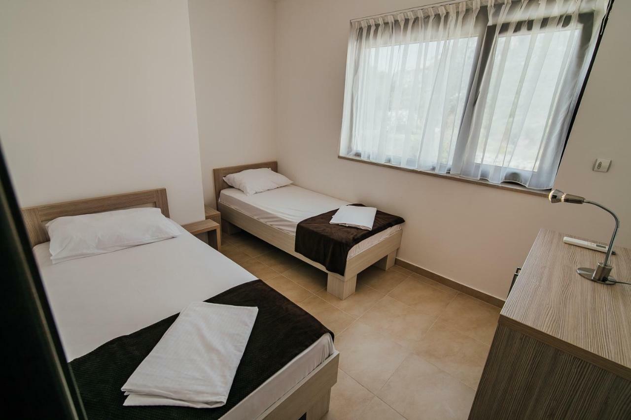 Vista Residence แฮร์เซ็ก-โนวี ภายนอก รูปภาพ