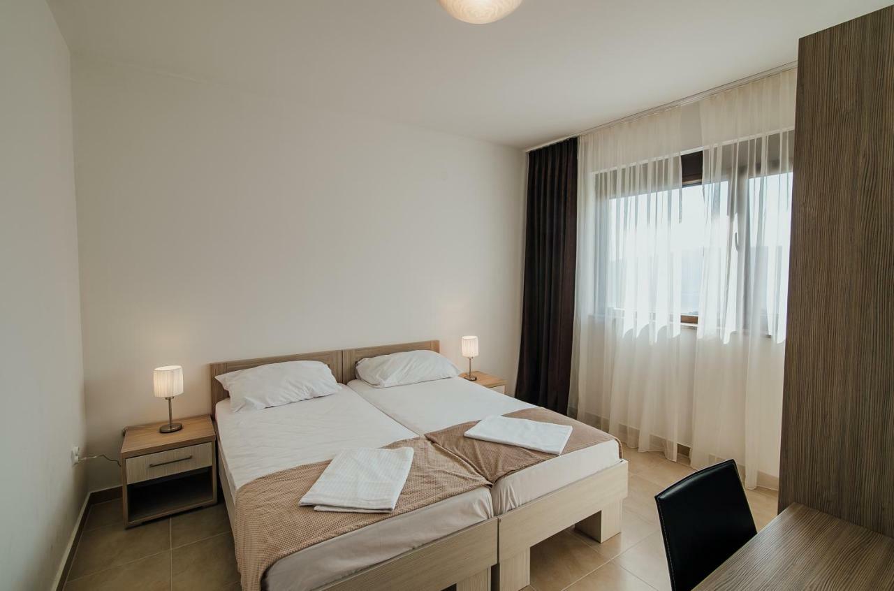 Vista Residence แฮร์เซ็ก-โนวี ภายนอก รูปภาพ