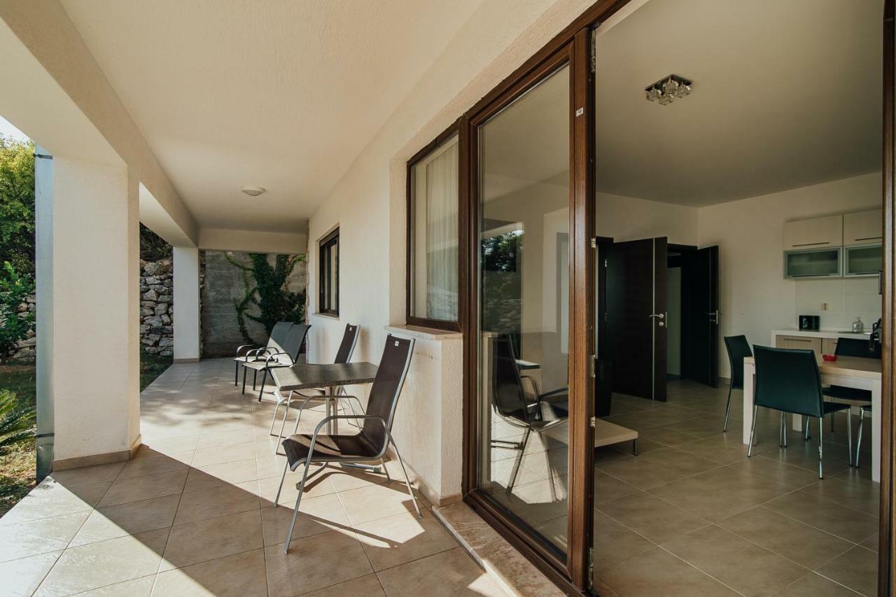 Vista Residence แฮร์เซ็ก-โนวี ภายนอก รูปภาพ